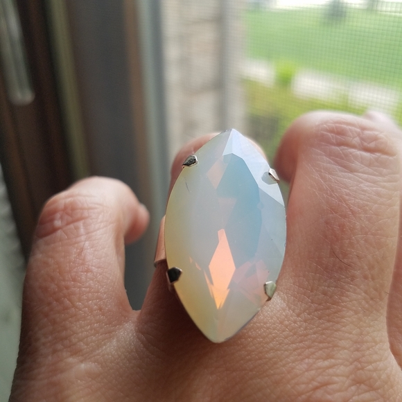 Swarovski Elements Huge Moonlight Marquis Statement Ring NWT - Picture 11 of 13